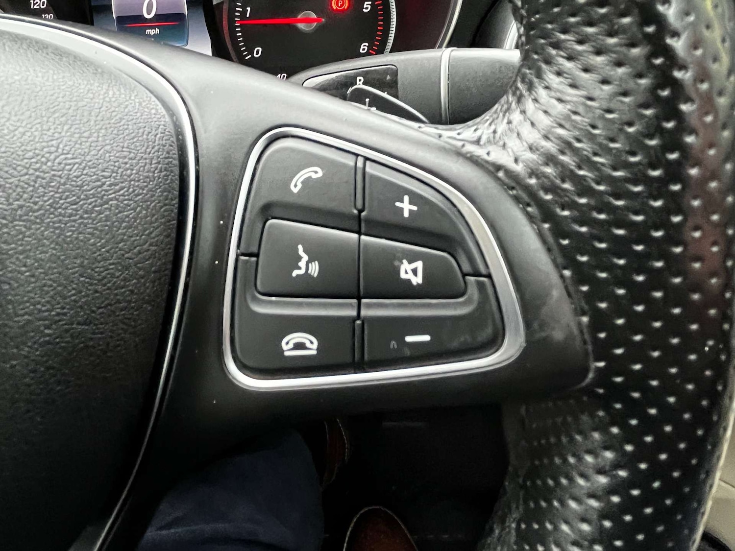 Used Mercedes-Benz C Class 2015 for sale - 77137411: Photo 59