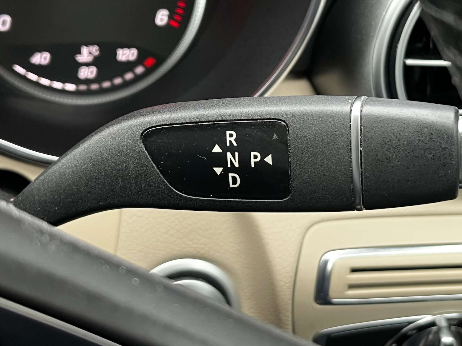 Used Mercedes-Benz C Class 2015 for sale - 77137411: Photo 65