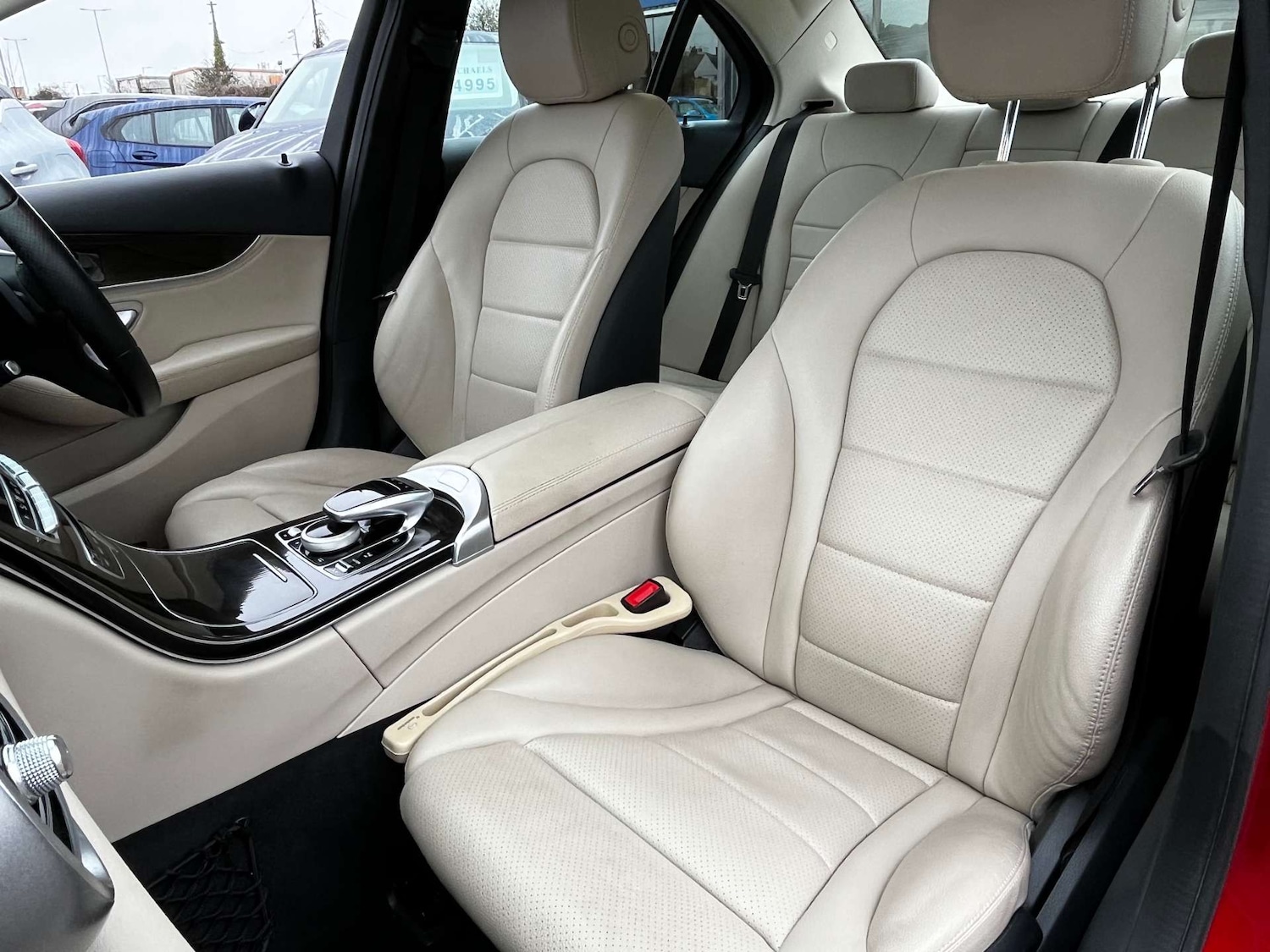 Used Mercedes-Benz C Class 2015 for sale - 77137411: Photo 75