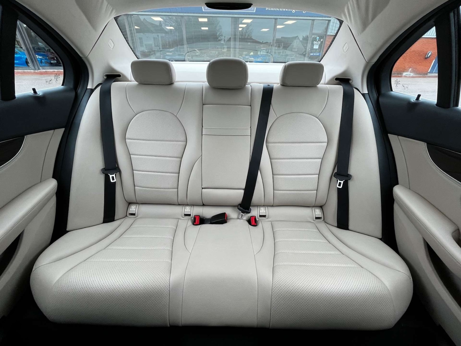 Used Mercedes-Benz C Class 2015 for sale - 77137411: Photo 76