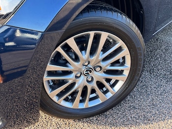 Used Mazda Mazda2 2023 for sale - 76287043: Photo