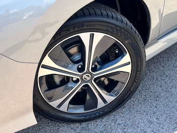 Used Nissan Leaf 2021 for sale - 79421891: Photo