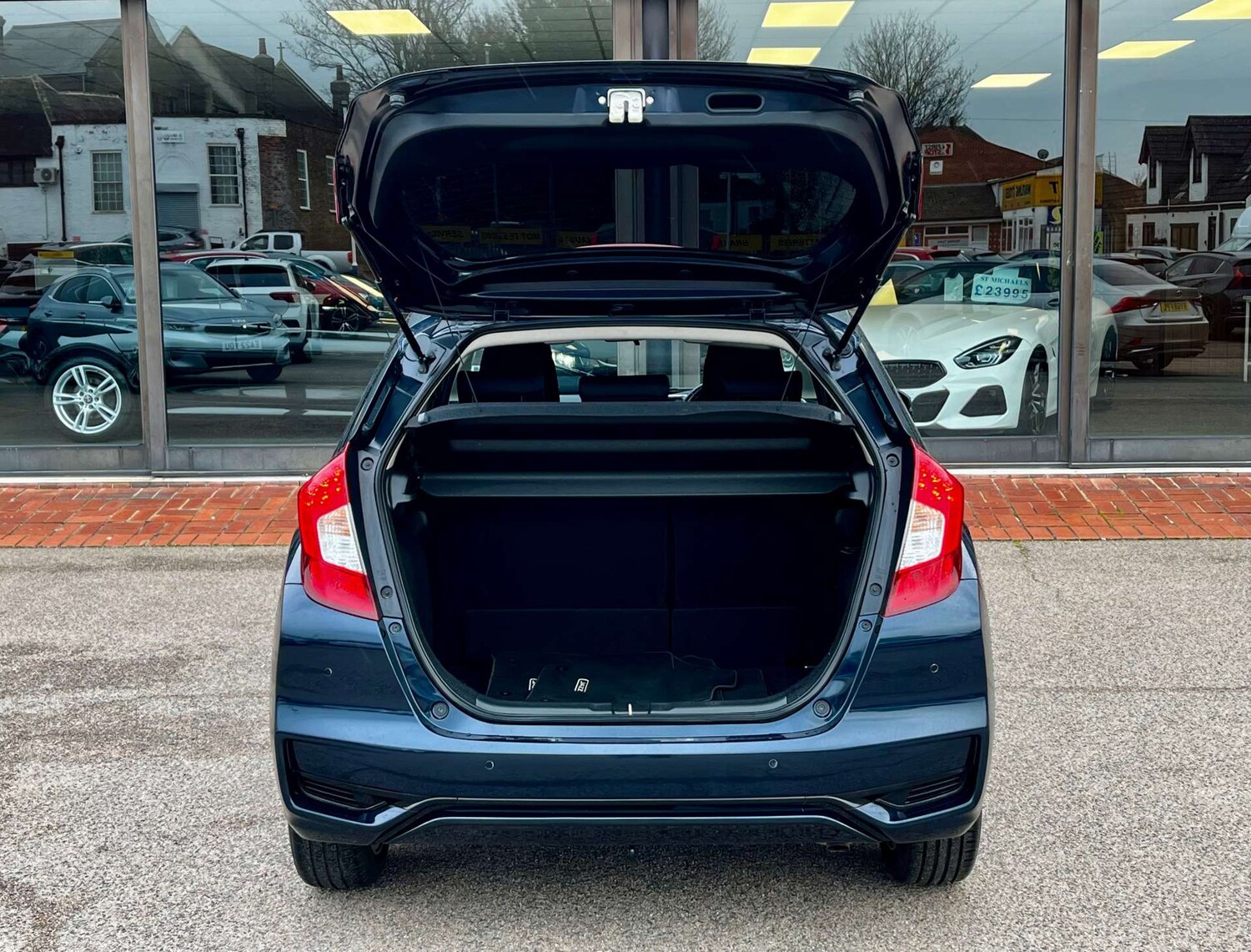 Used Honda Jazz 2019 for sale - 77502008: Photo 63