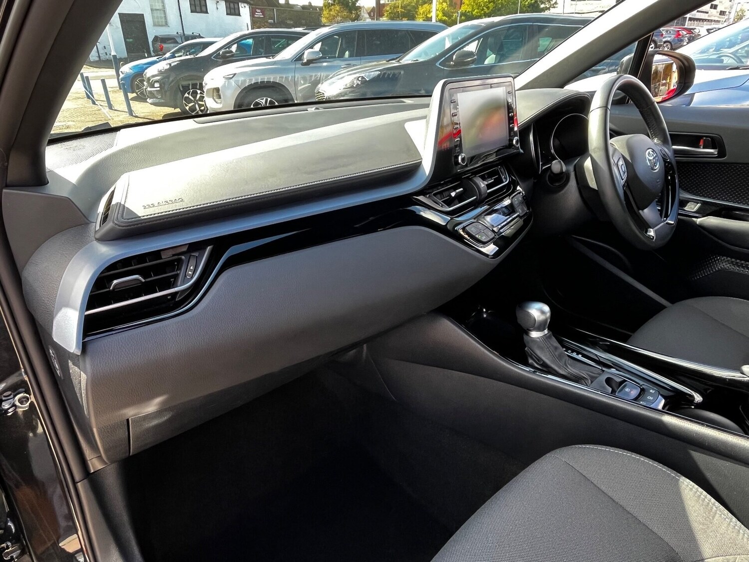 Used Toyota C-HR 2021 for sale - 75995012: Photo 17