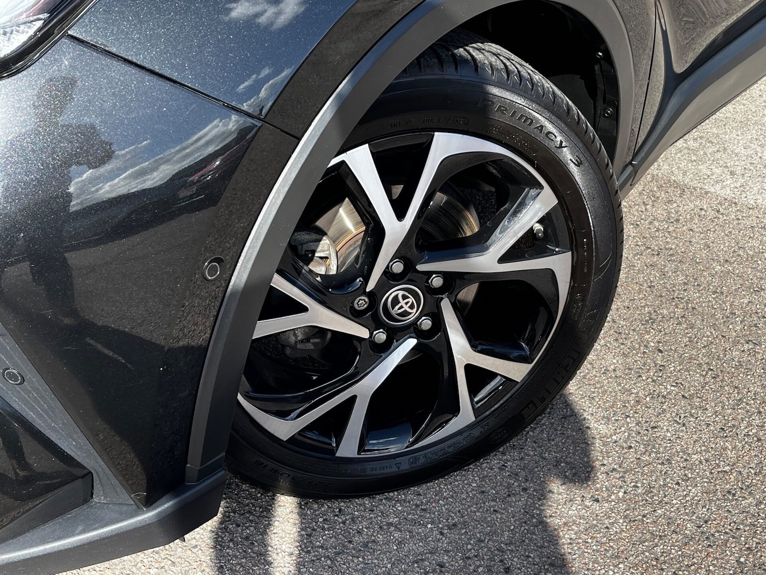 Used Toyota C-HR 2021 for sale - 75995012: Photo 3