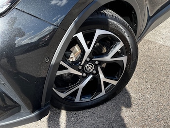 Used Toyota C-HR 2021 for sale - 75995012: Photo 3