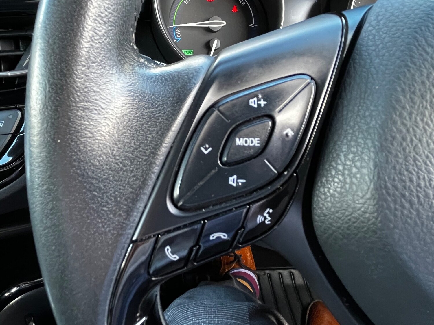 Used Toyota C-HR 2021 for sale - 75995012: Photo 63