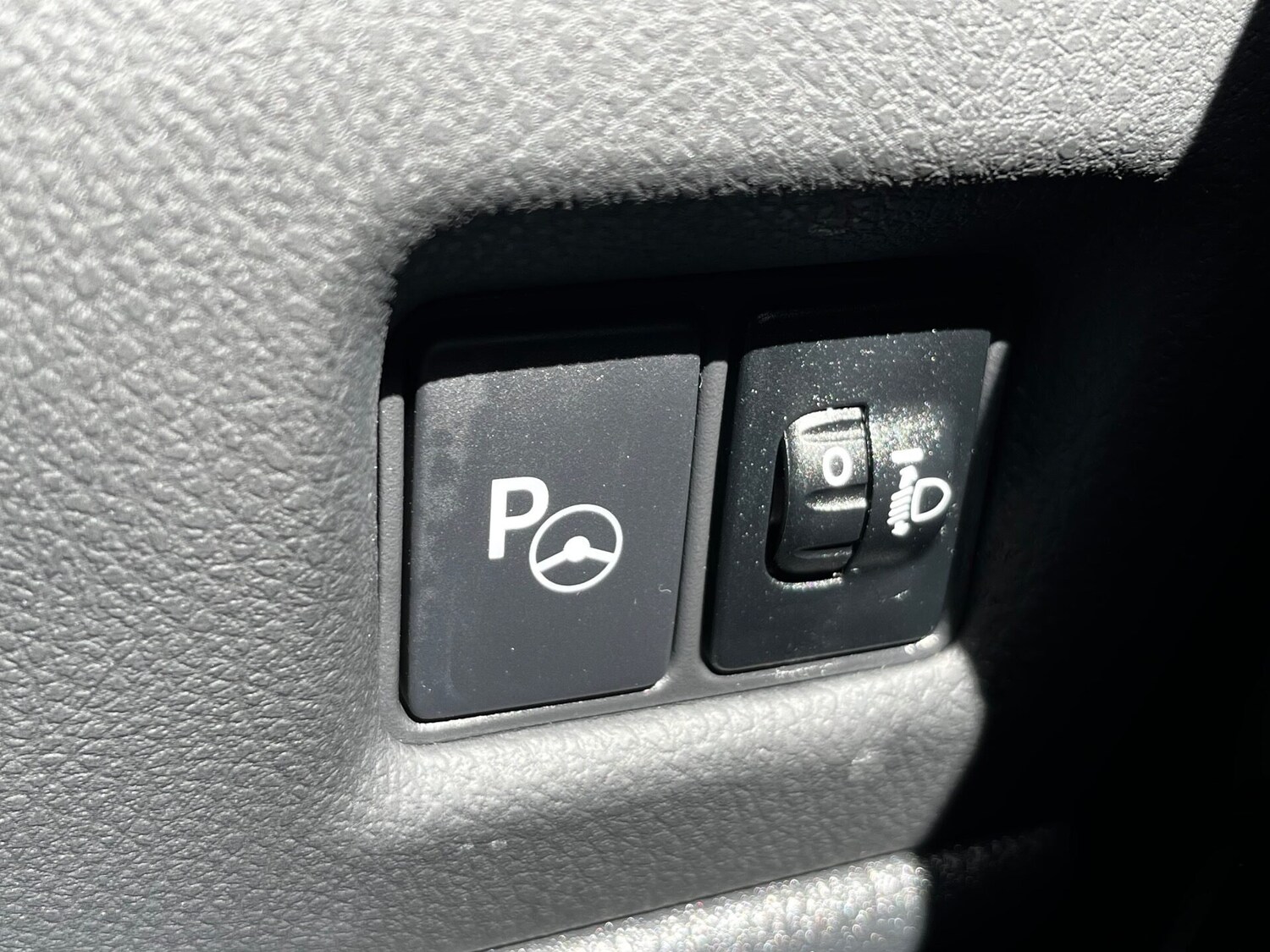 Used Toyota C-HR 2021 for sale - 75995012: Photo 68