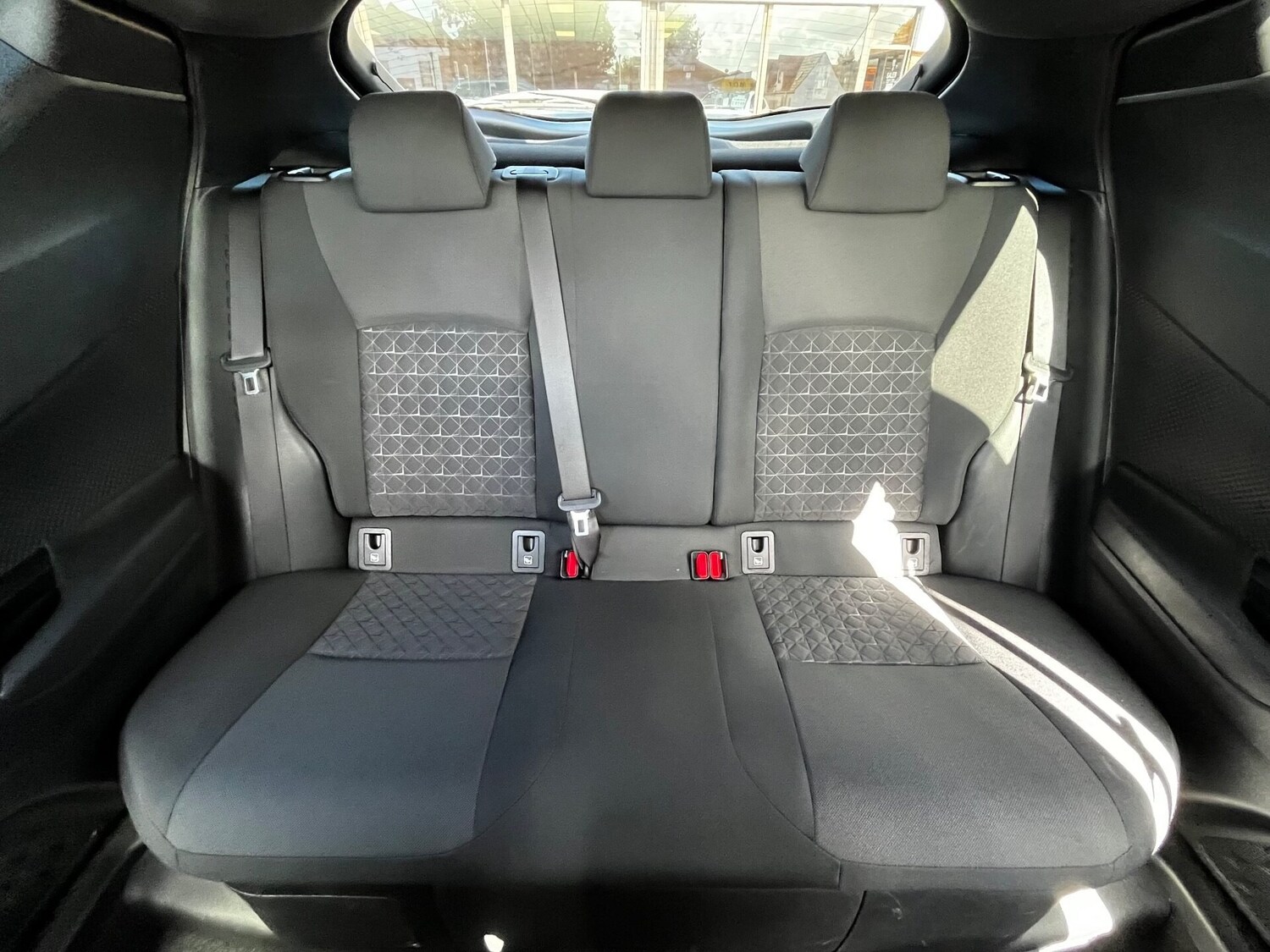 Used Toyota C-HR 2021 for sale - 75995012: Photo 74