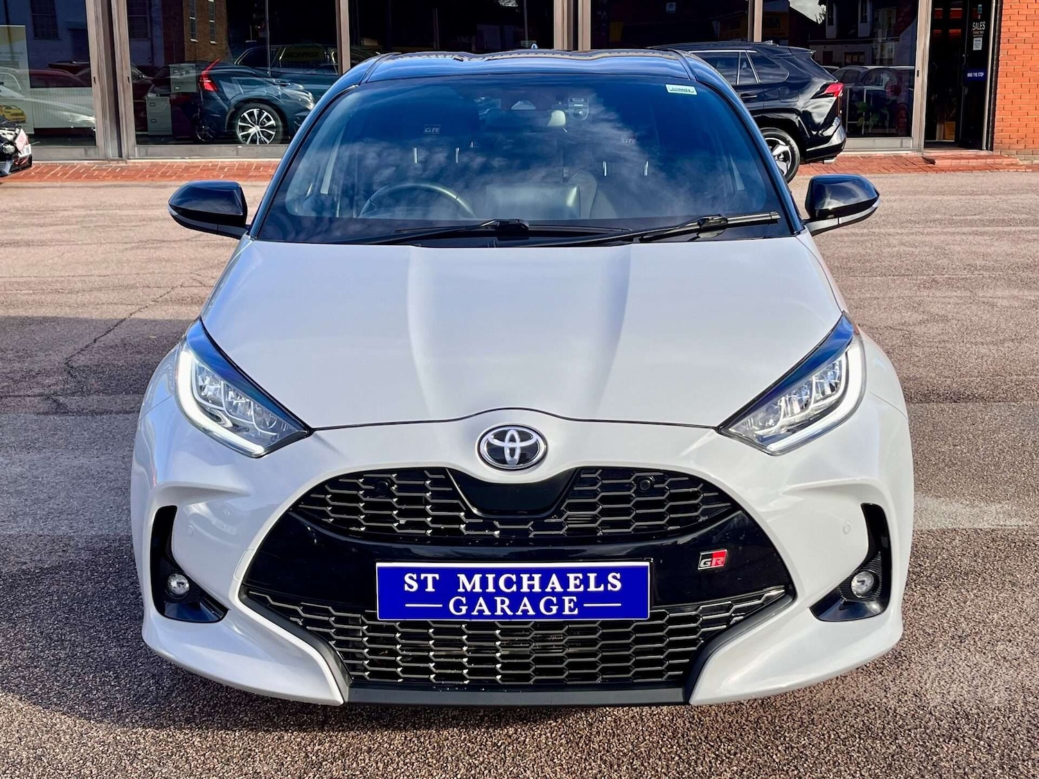 Used Toyota Yaris 2023 for sale - 76957843: Photo 5