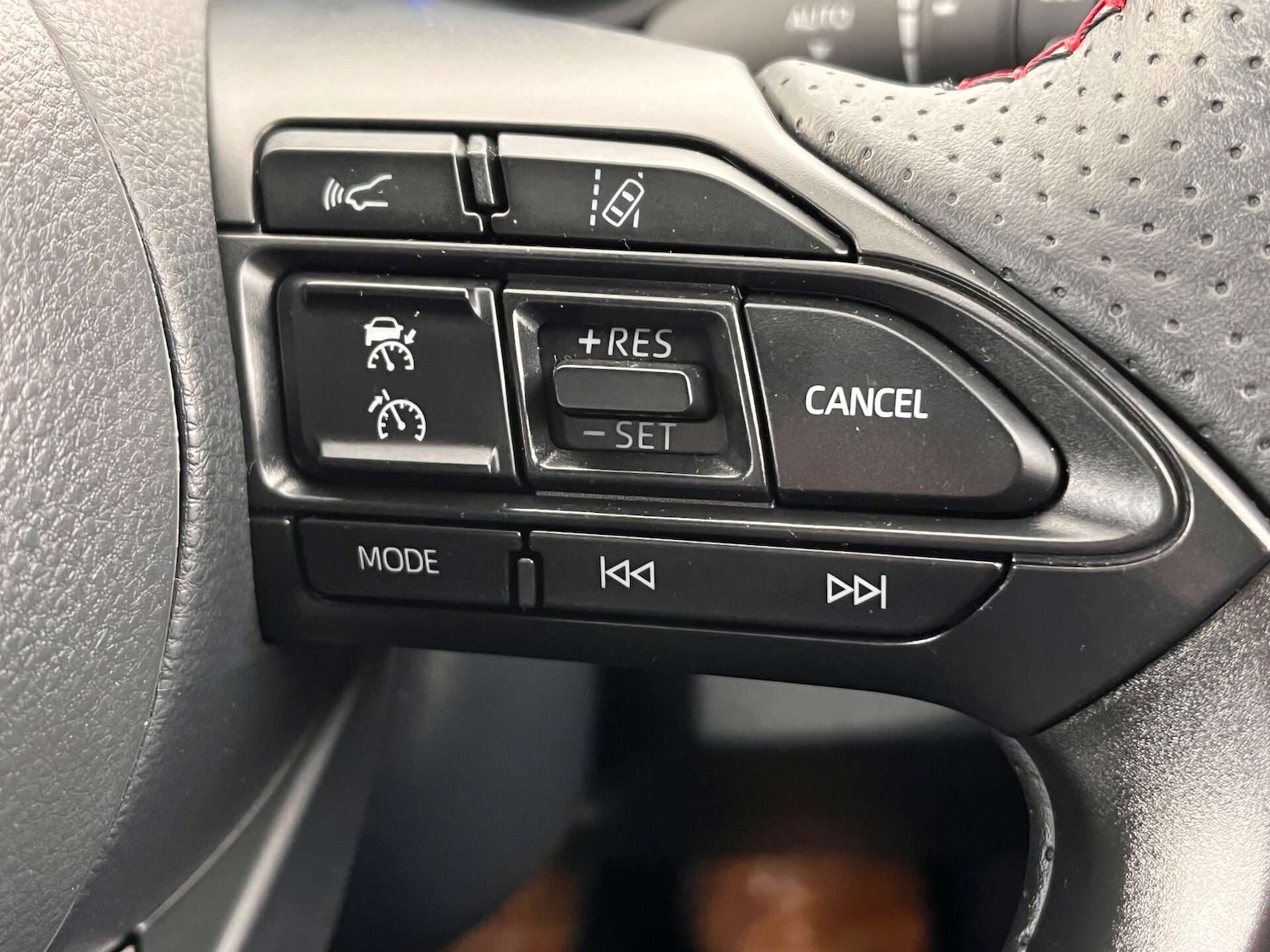 Used Toyota Yaris 2023 for sale - 76957843: Photo 60