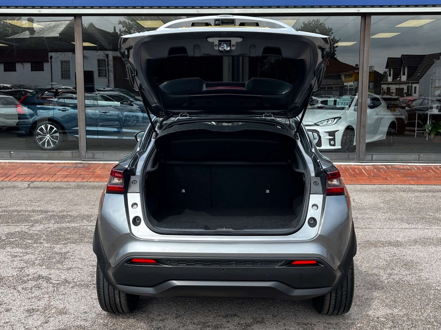 Used Nissan Juke 2022 for sale - 76905298: Photo 64