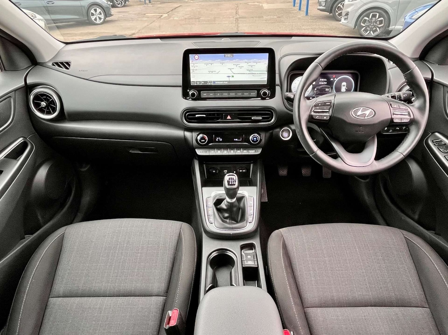 Used Hyundai KONA 2022 for sale - 76905357: Photo 2