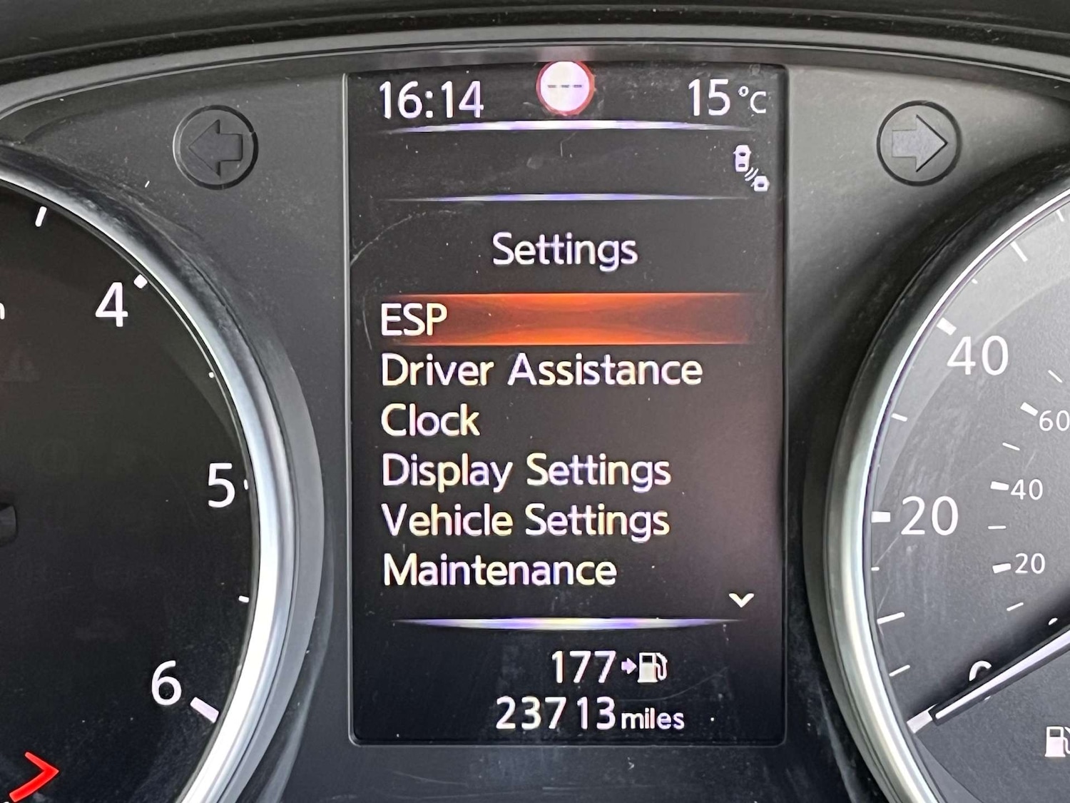 Used Nissan Qashqai 2018 for sale - 77934034: Photo 30