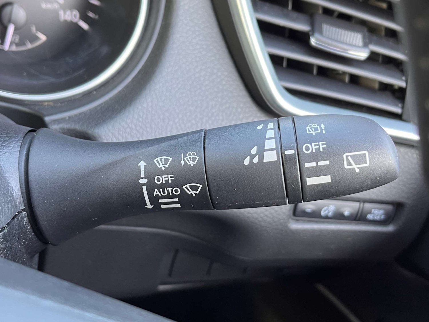 Used Nissan Qashqai 2018 for sale - 77934034: Photo 60