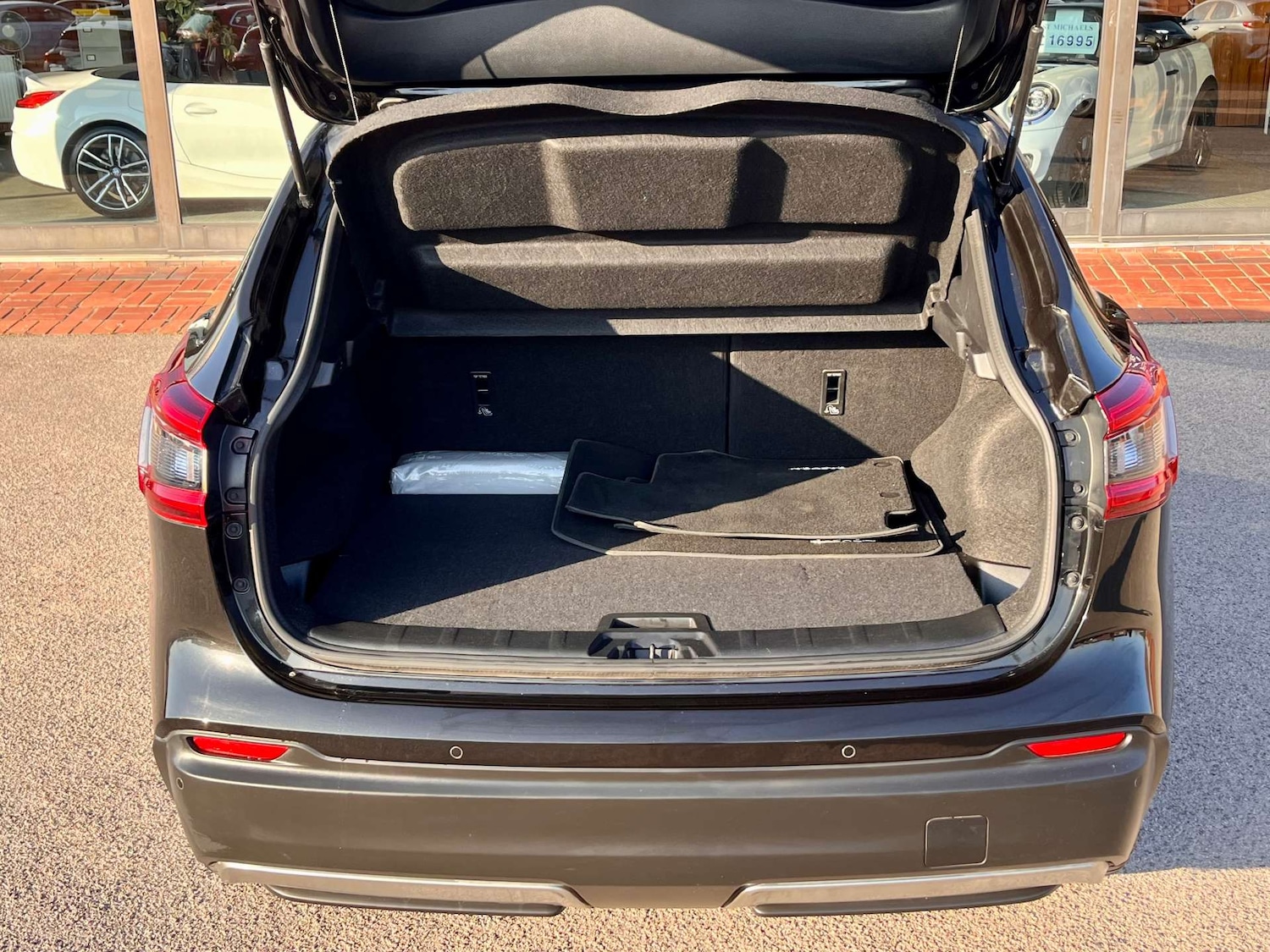 Used Nissan Qashqai 2018 for sale - 77934034: Photo 69