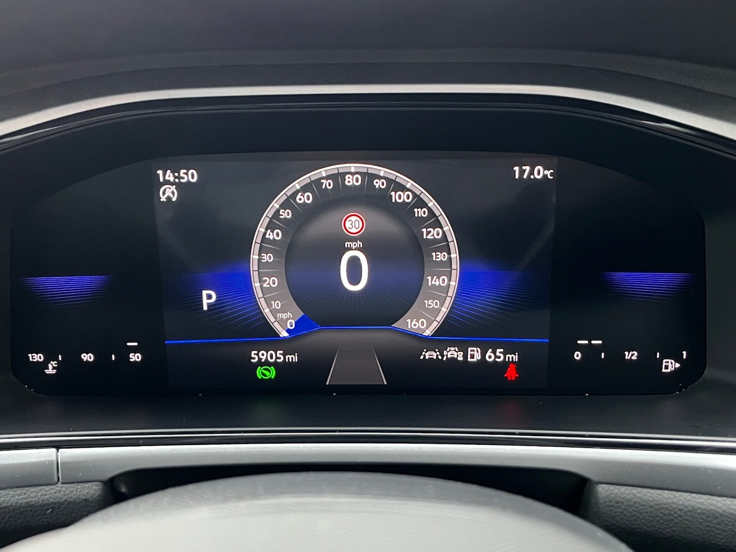 Used Volkswagen T-Roc 2025 for sale - 76588308: Photo 23