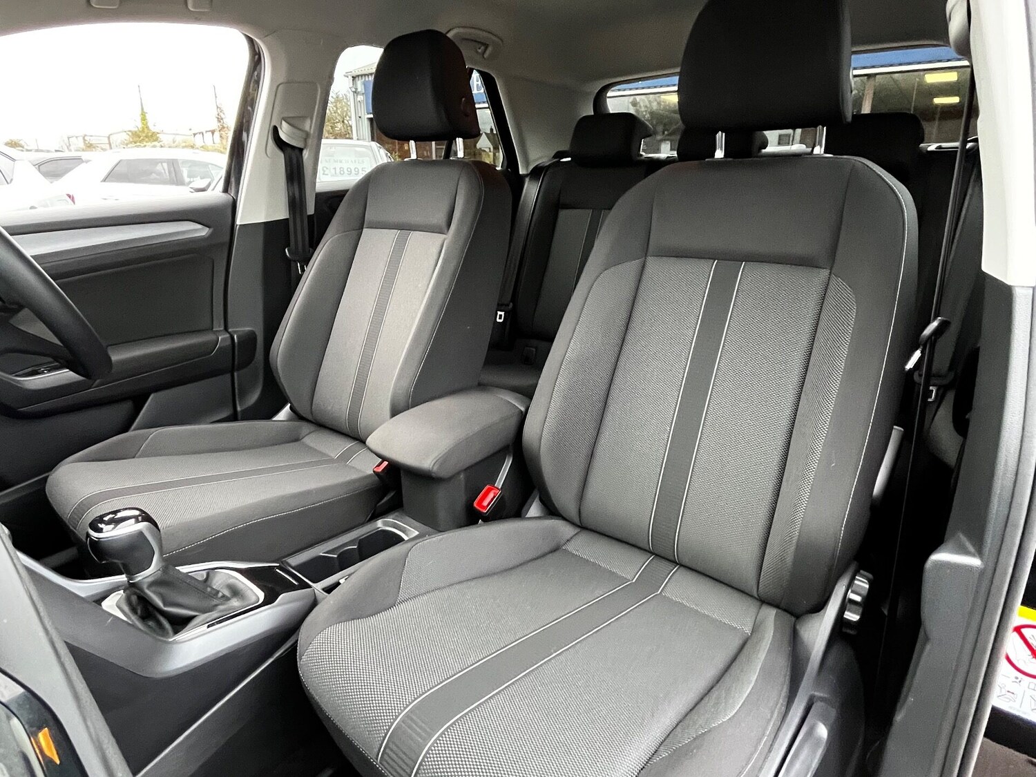 Used Volkswagen T-Roc 2025 for sale - 76588308: Photo 29