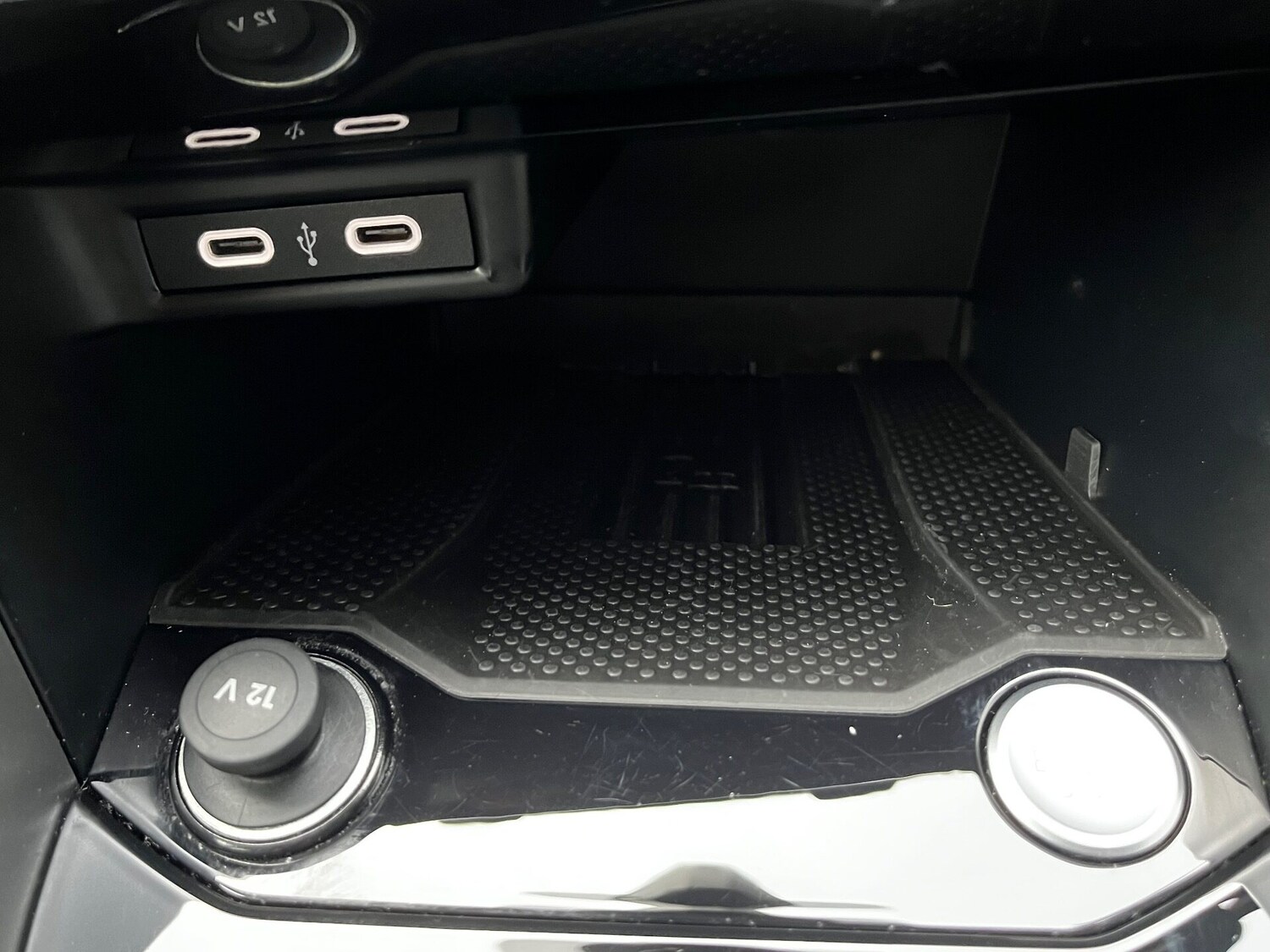 Used Volkswagen T-Roc 2025 for sale - 76588308: Photo 57