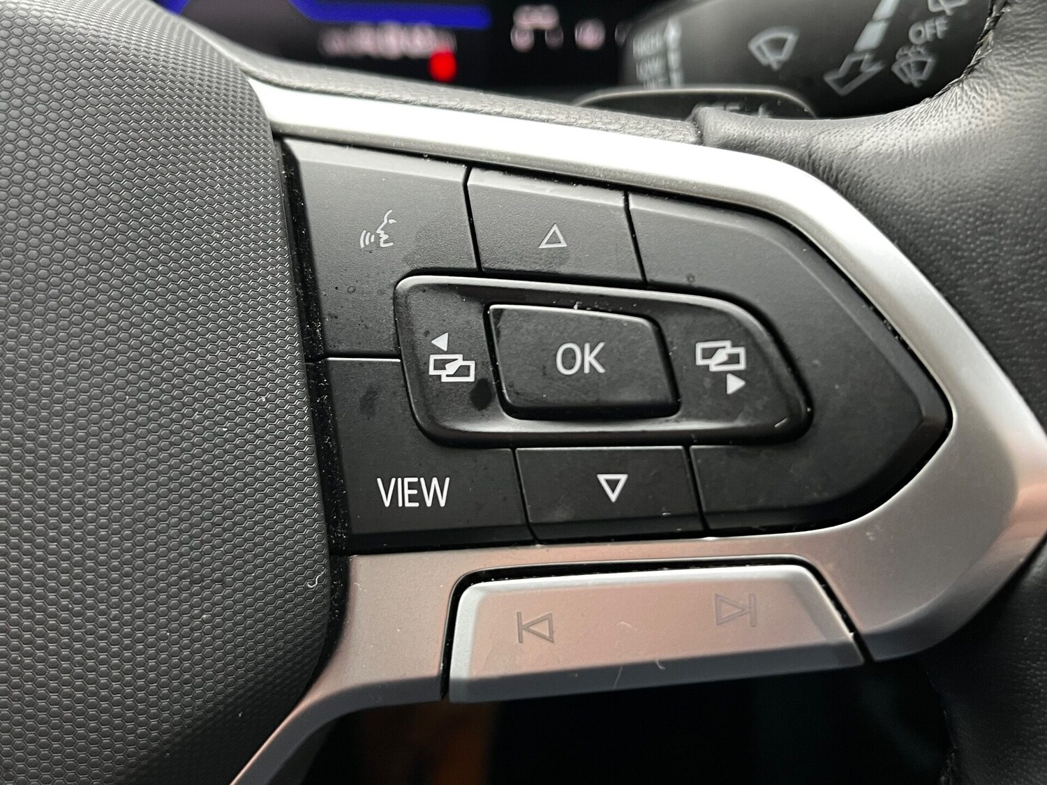 Used Volkswagen T-Roc 2025 for sale - 76588308: Photo 62