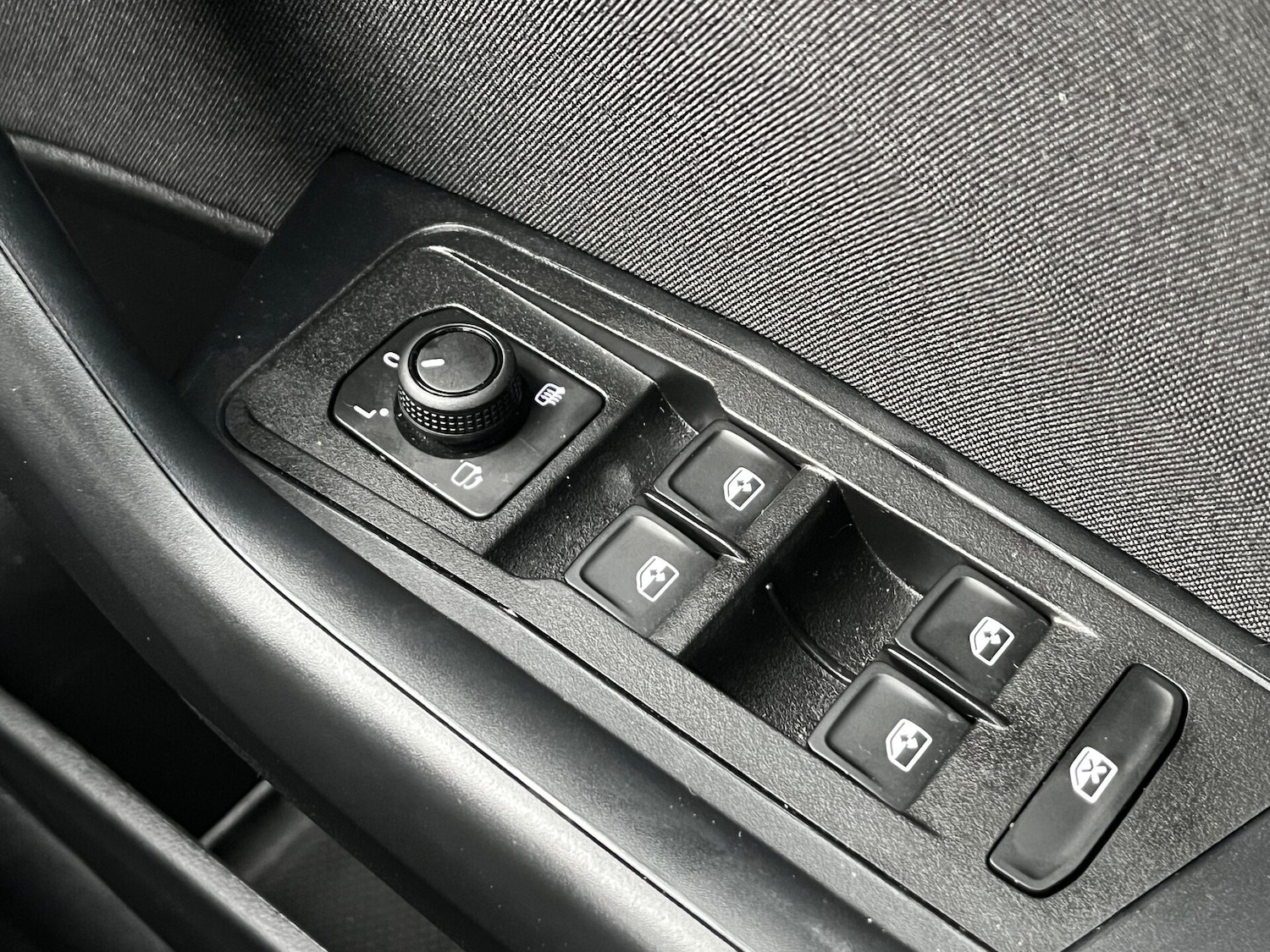 Used Volkswagen T-Roc 2025 for sale - 76588308: Photo 69