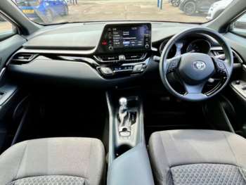Used Toyota C-HR 2021 for sale - 75425704: Photo