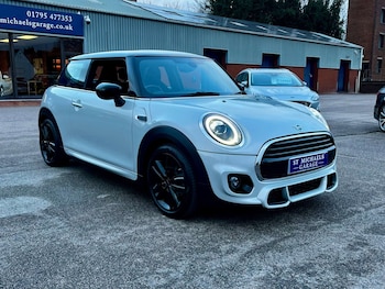 Used MINI Hatch 2020 for sale - 76957820: Photo