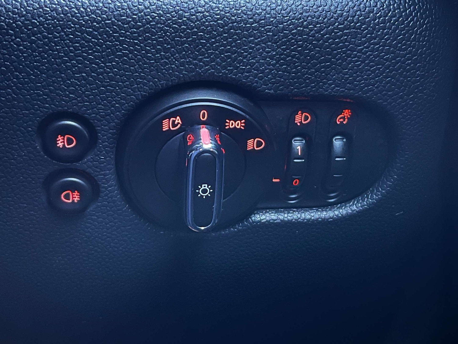 Used MINI Hatch 2020 for sale - 76957820: Photo 63