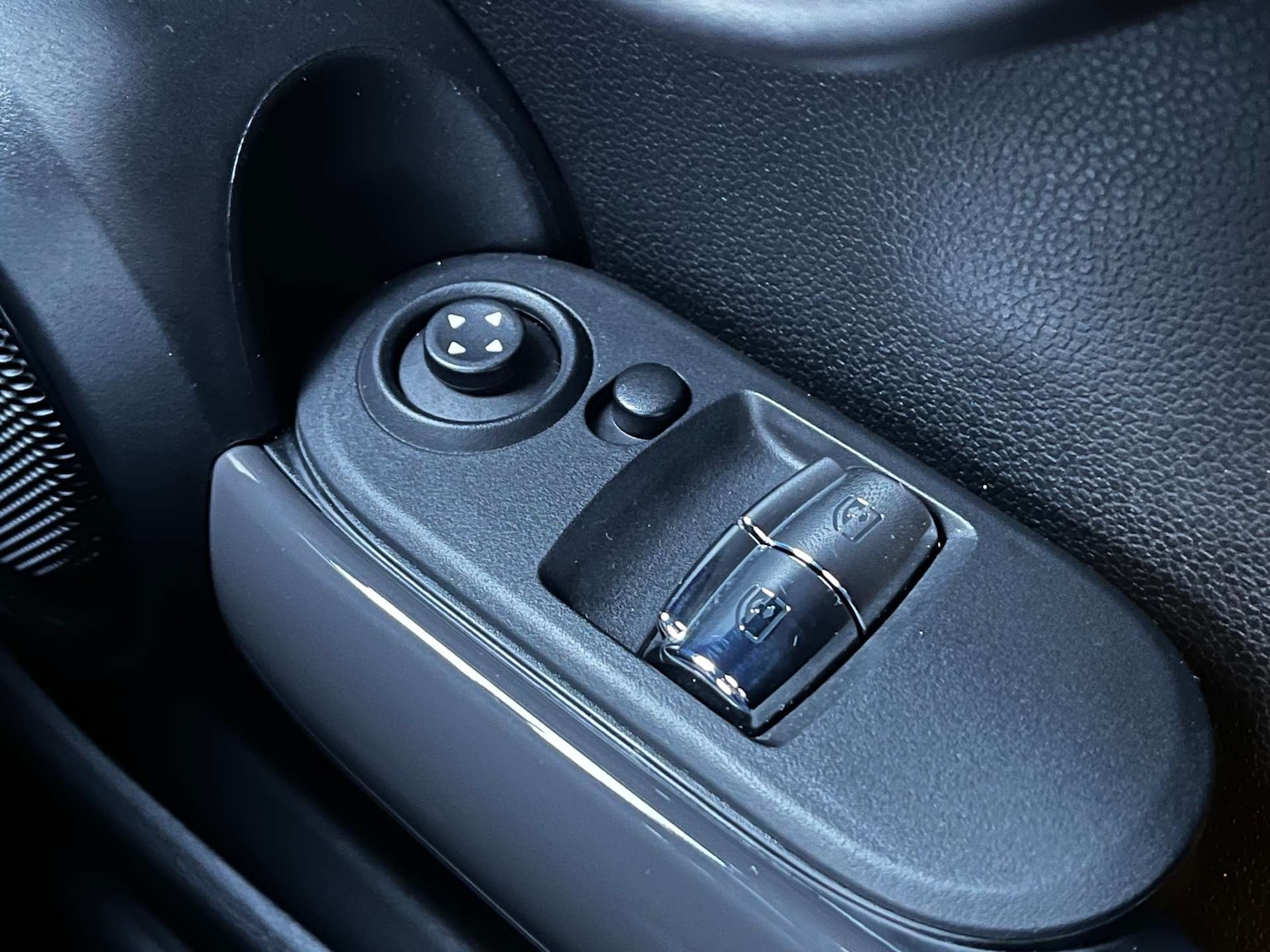 Used MINI Hatch 2020 for sale - 76957820: Photo 64