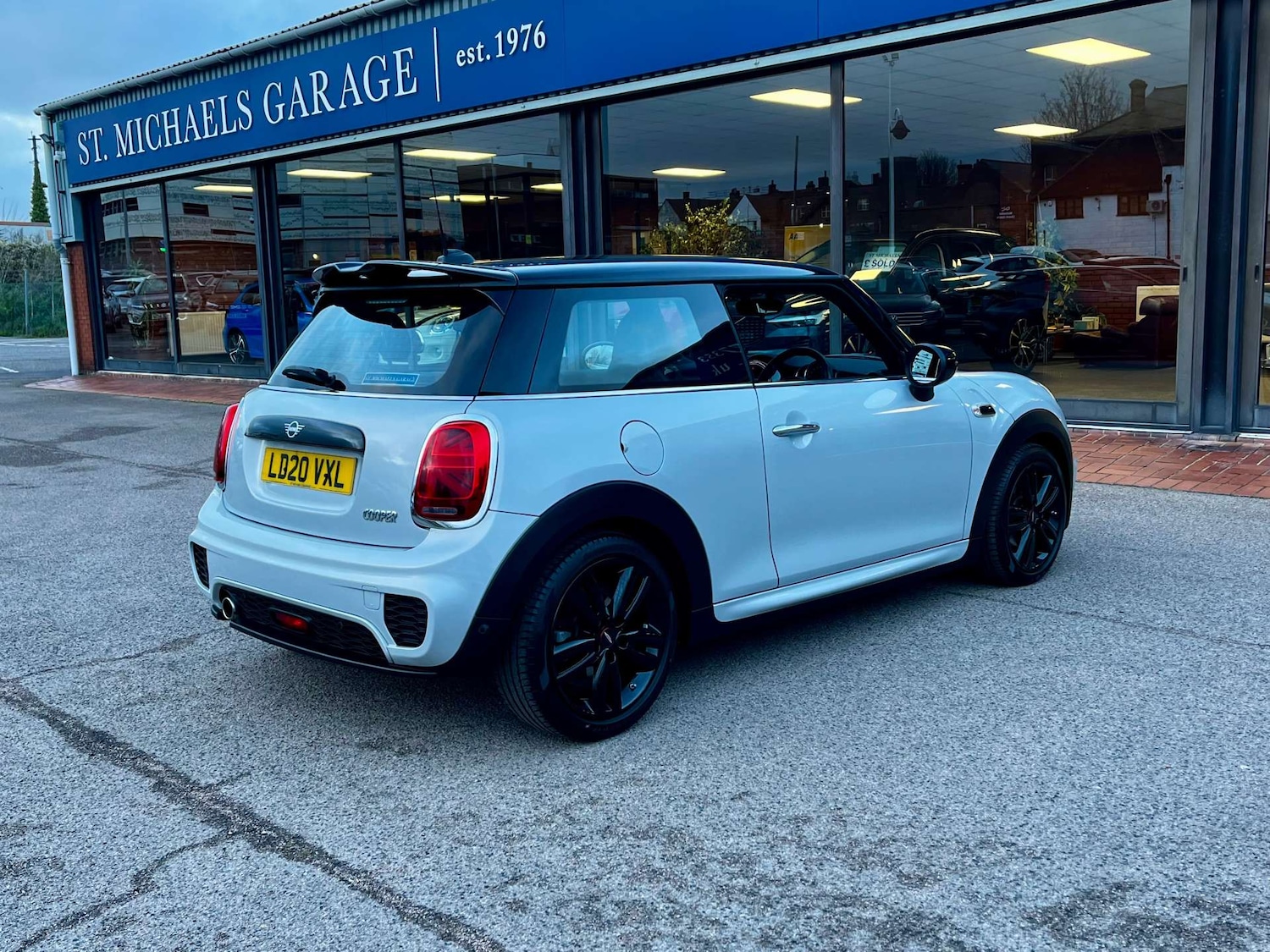 Used MINI Hatch 2020 for sale - 76957820: Photo 8