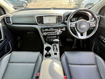 Used Kia Sportage 2020 for sale - 76905344: Photo