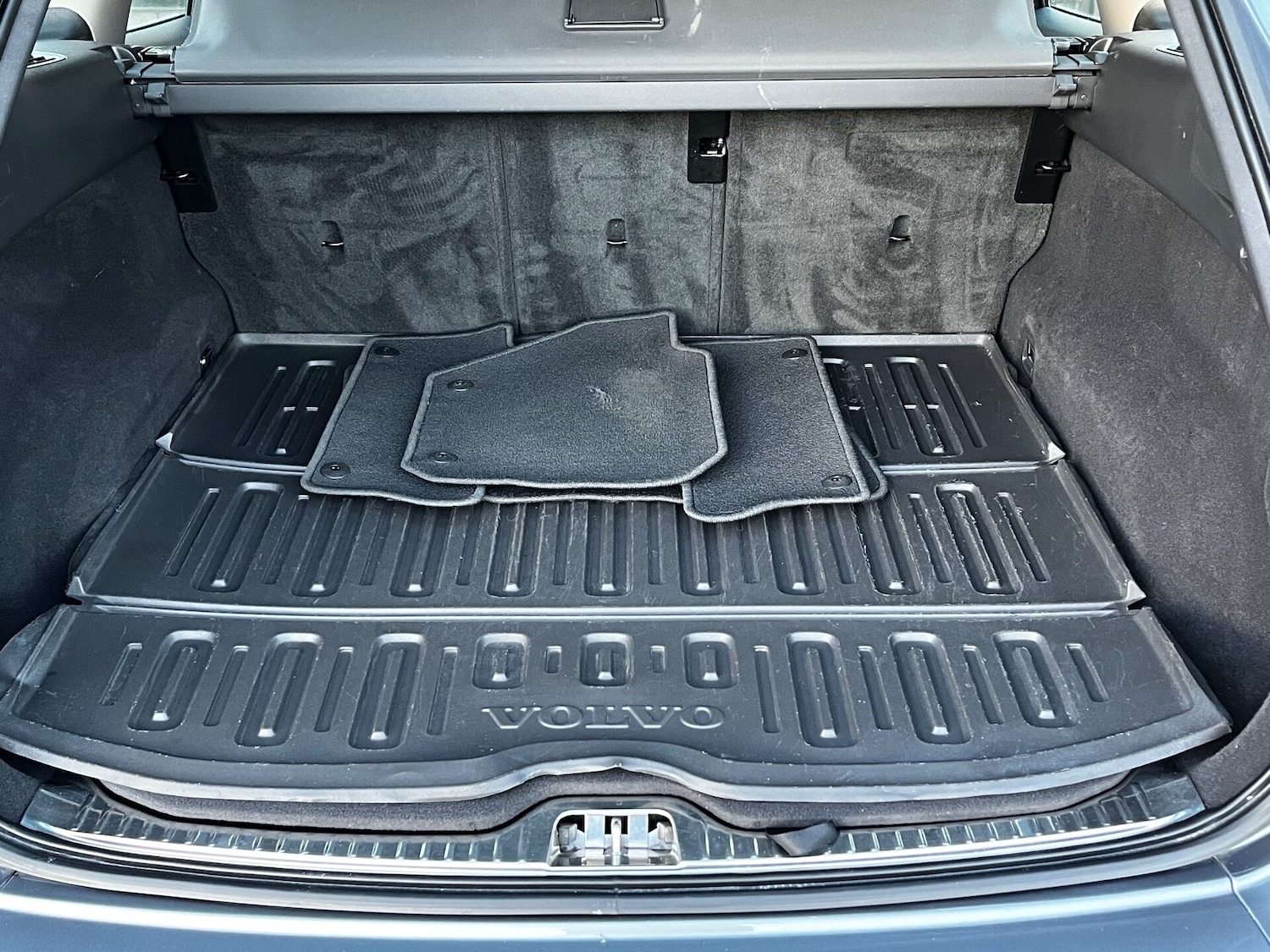 Used Volvo XC60 2017 for sale - 76739406: Photo 58