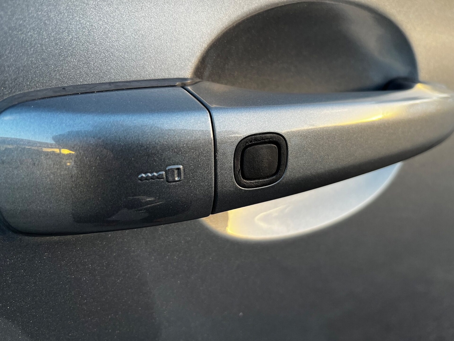 Used Volvo XC60 2017 for sale - 76739406: Photo 64