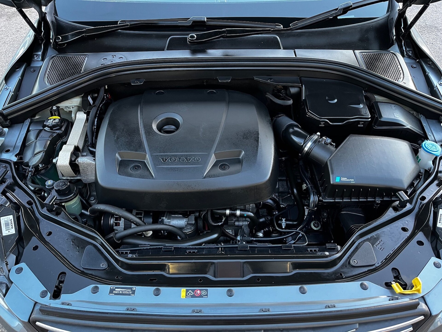 Used Volvo XC60 2017 for sale - 76739406: Photo 7