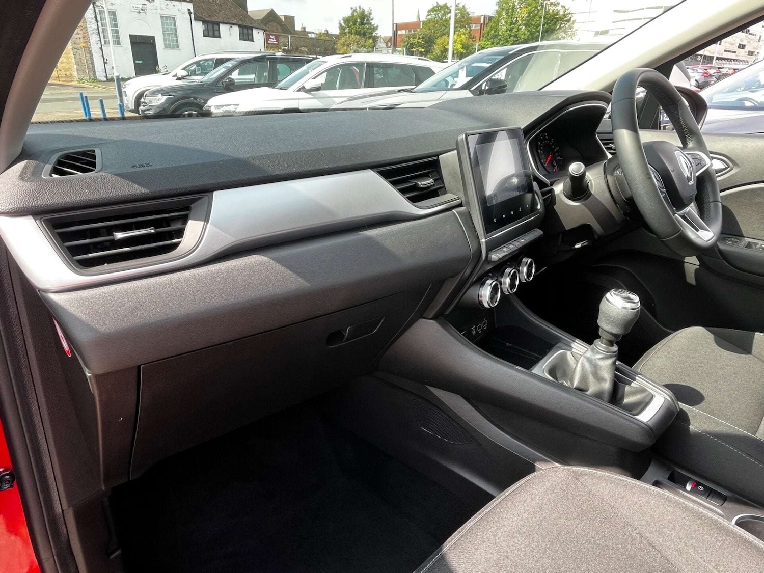 Used Renault Captur 2020 for sale - 76905300: Photo 17