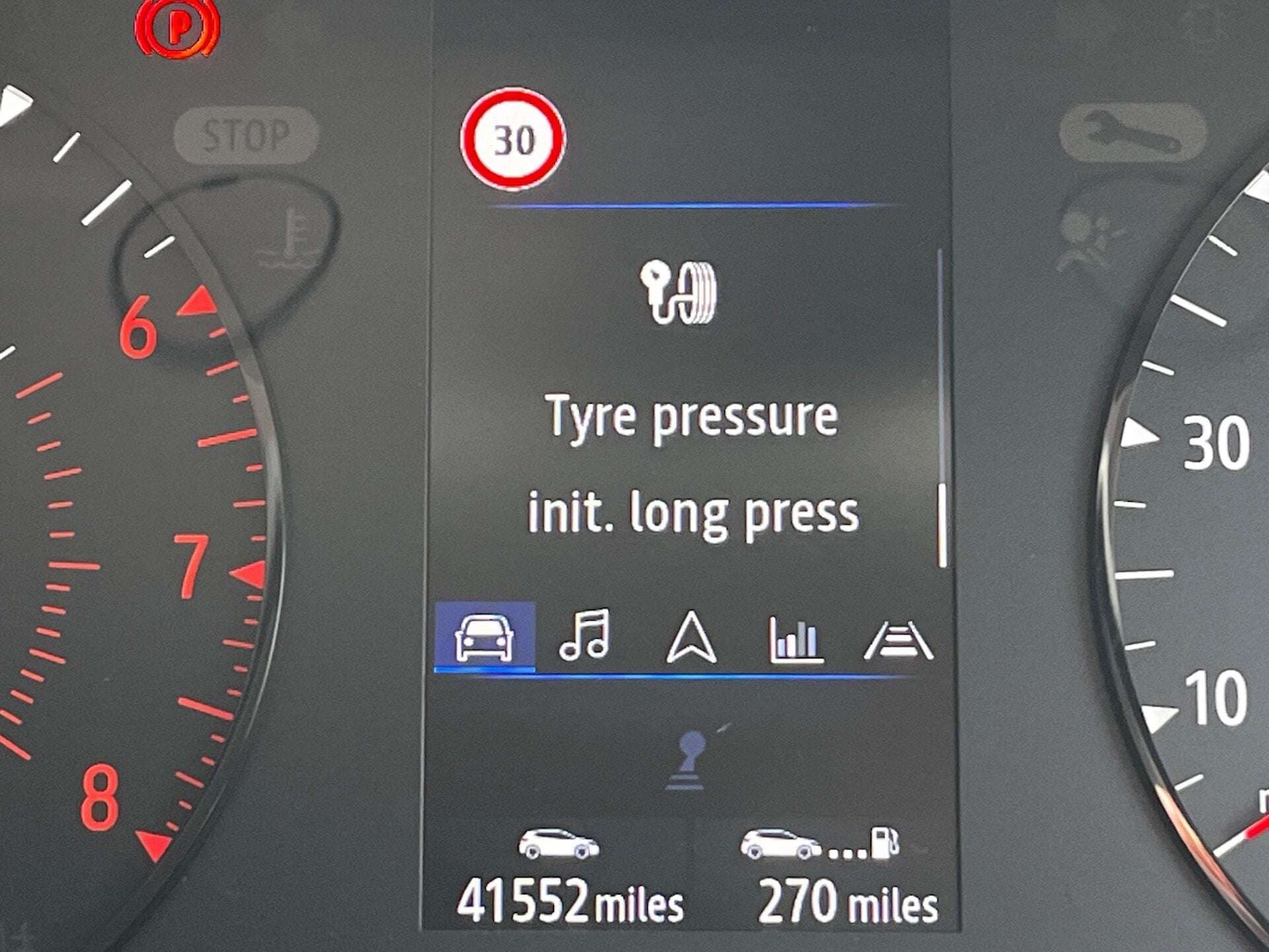 Used Renault Captur 2020 for sale - 76905300: Photo 28