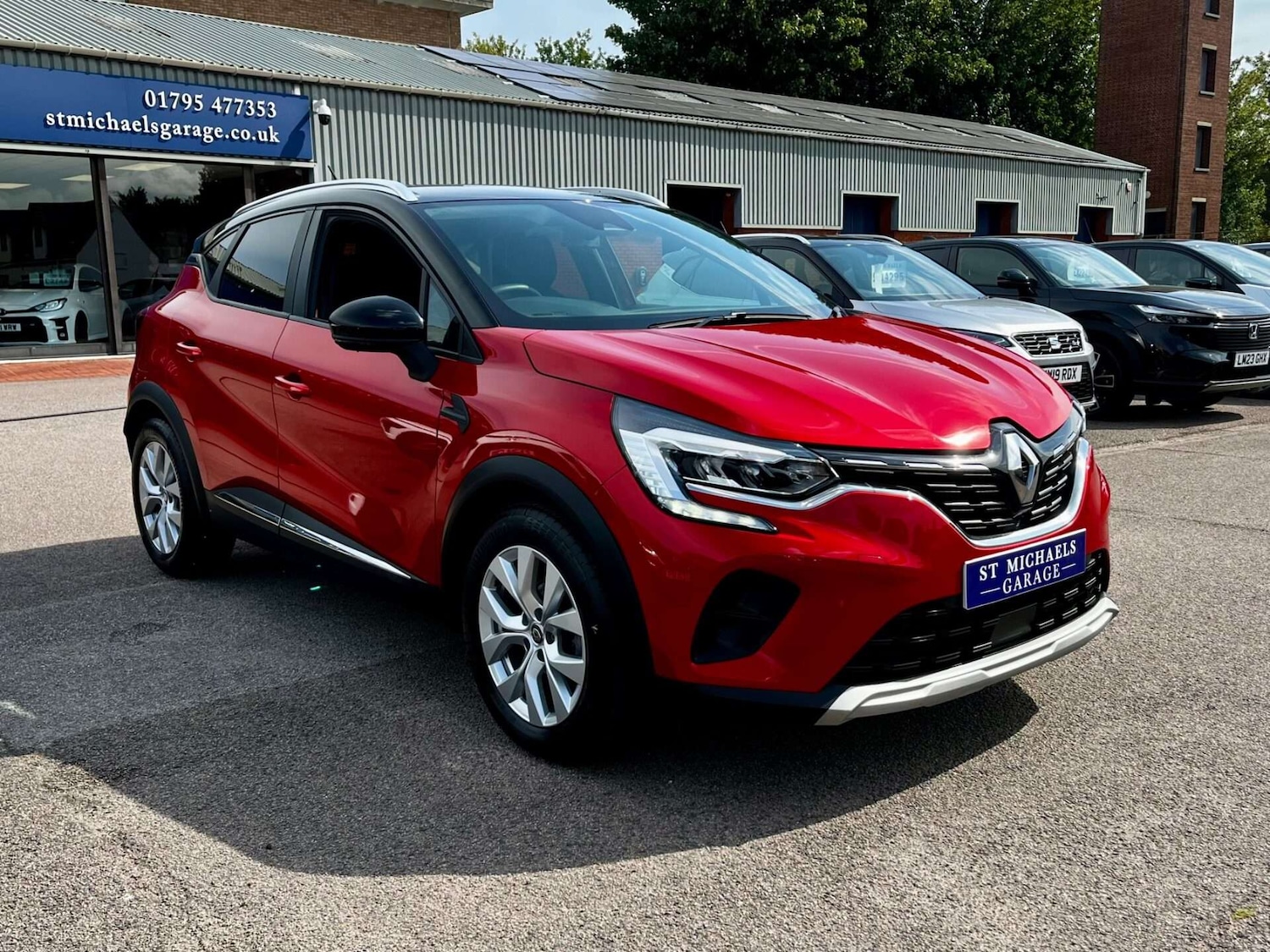 Used Renault Captur 2020 for sale - 76905300: Photo 4