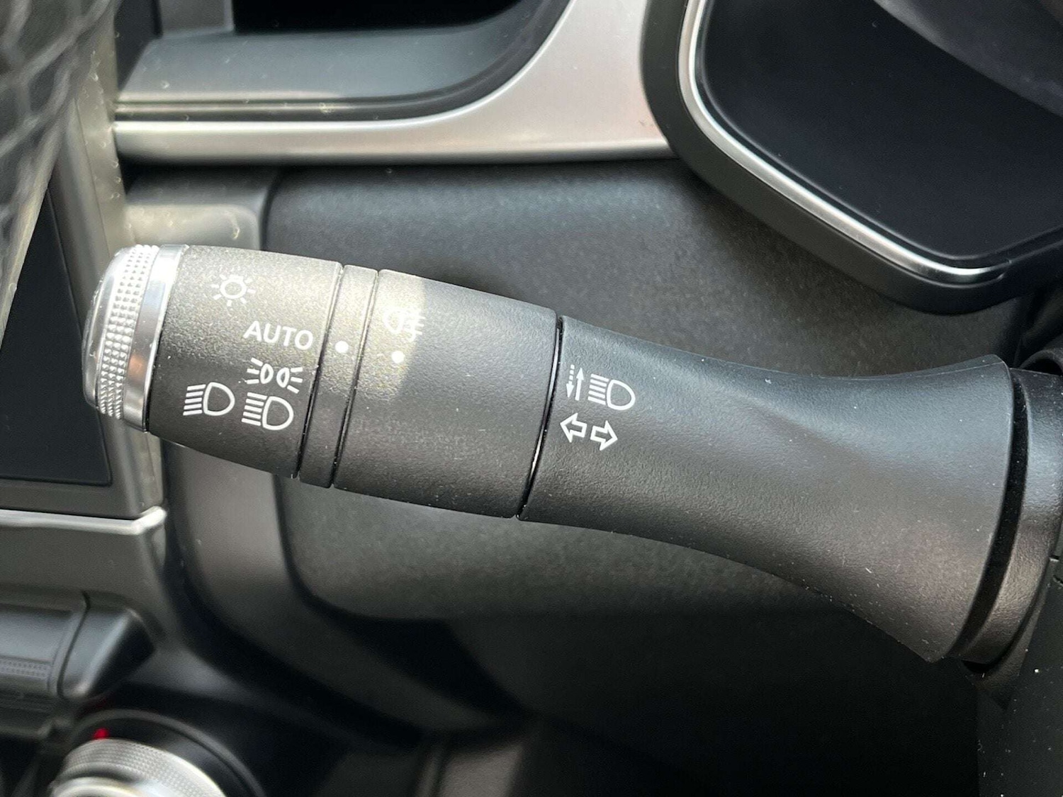 Used Renault Captur 2020 for sale - 76905300: Photo 55