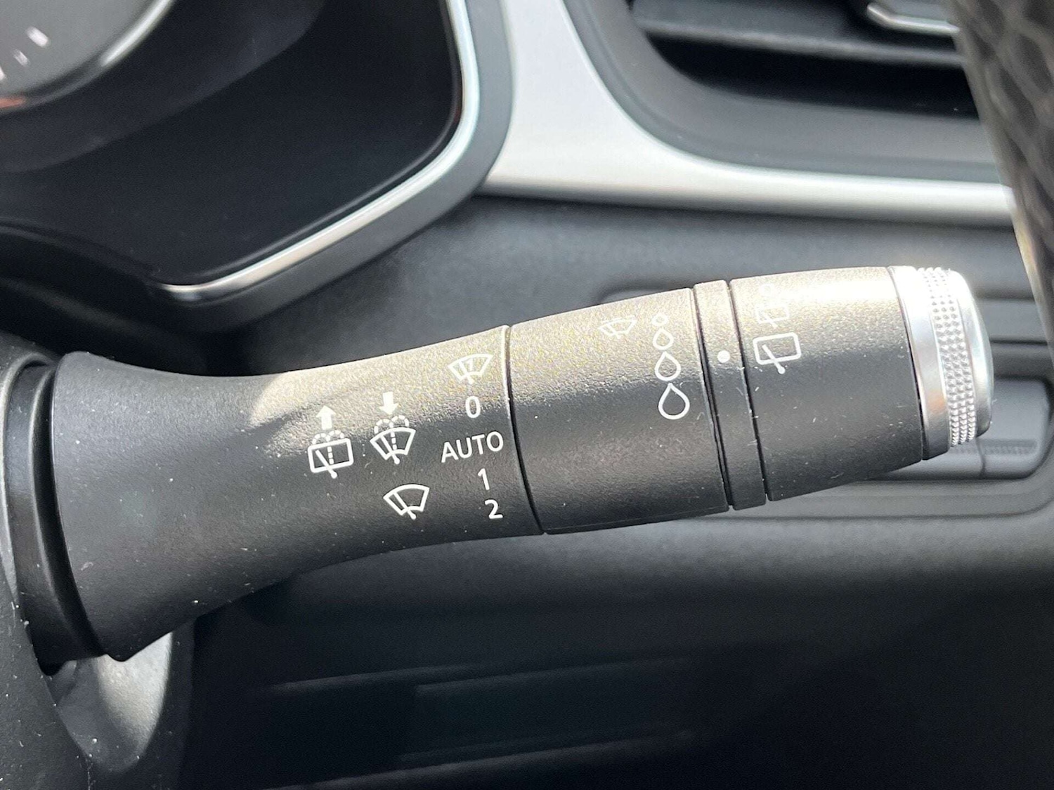 Used Renault Captur 2020 for sale - 76905300: Photo 56