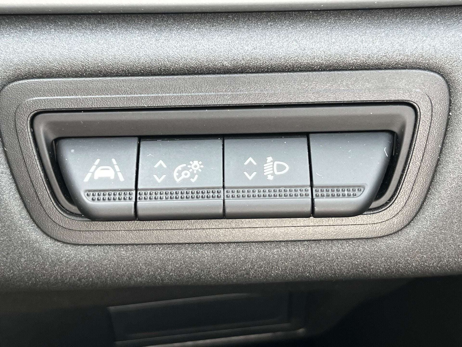 Used Renault Captur 2020 for sale - 76905300: Photo 58