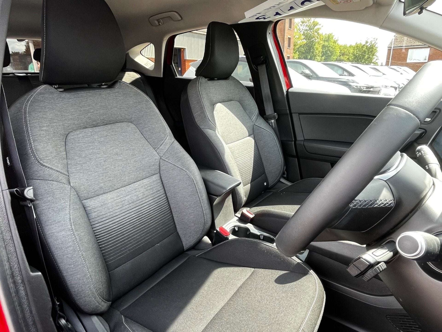 Used Renault Captur 2020 for sale - 76905300: Photo 61