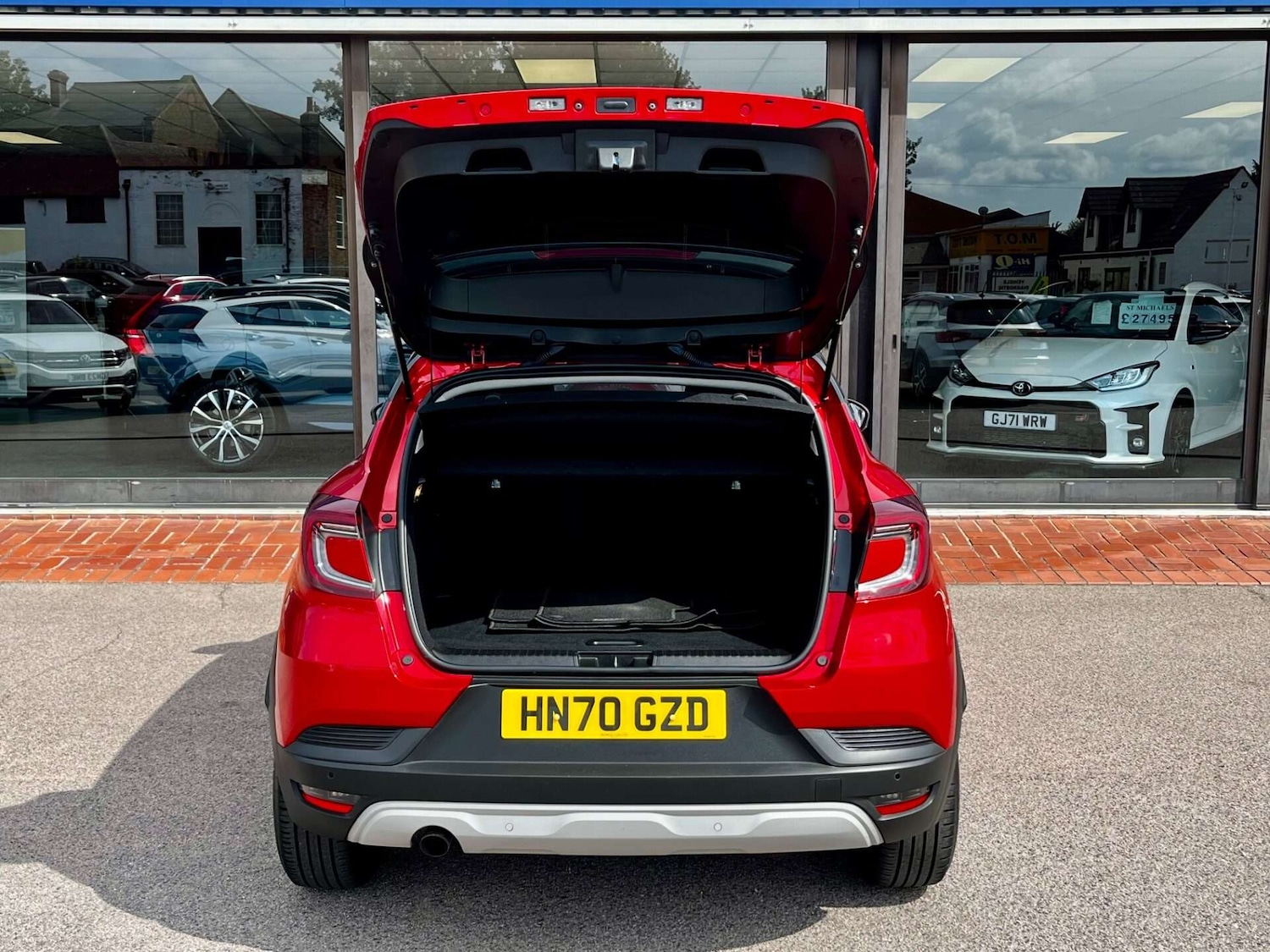 Used Renault Captur 2020 for sale - 76905300: Photo 64