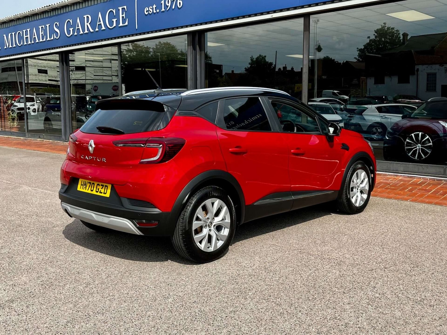 Used Renault Captur 2020 for sale - 76905300: Photo 8