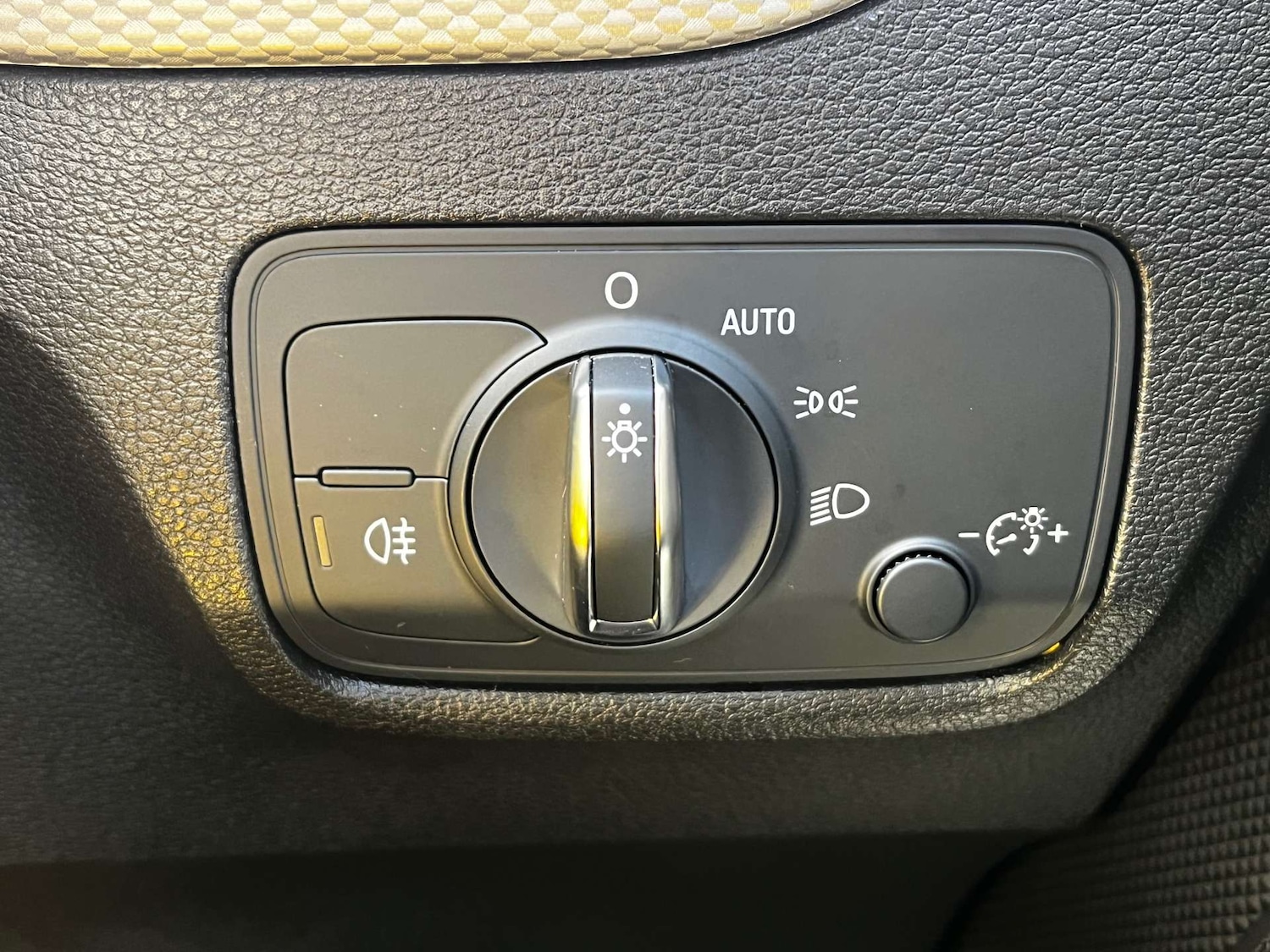 Used Audi Q2 2022 for sale - 77211779: Photo 59