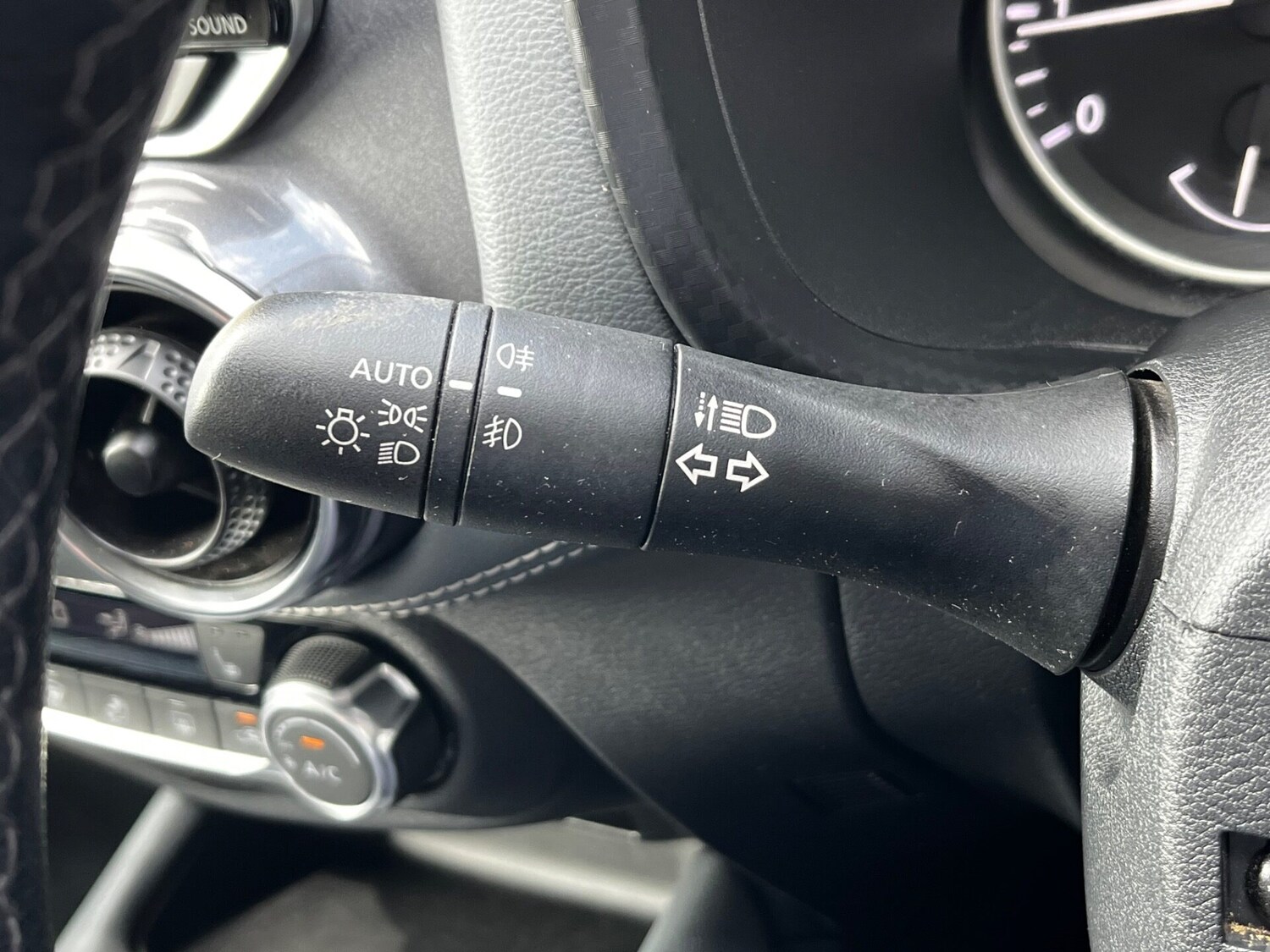 Used Nissan Juke 2022 for sale - 76461339: Photo 55