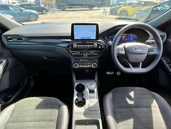 Used Ford Kuga 2023 for sale - 78418791: Photo