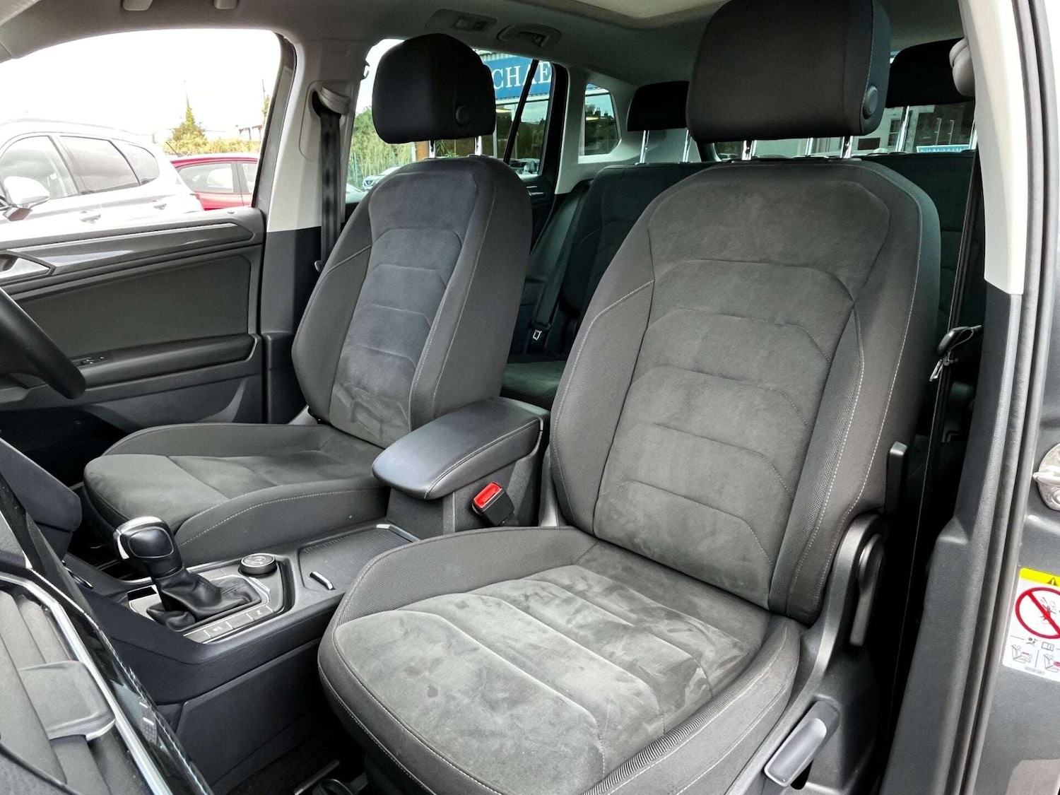 Used Volkswagen Tiguan 2020 for sale - 76905321: Photo 80