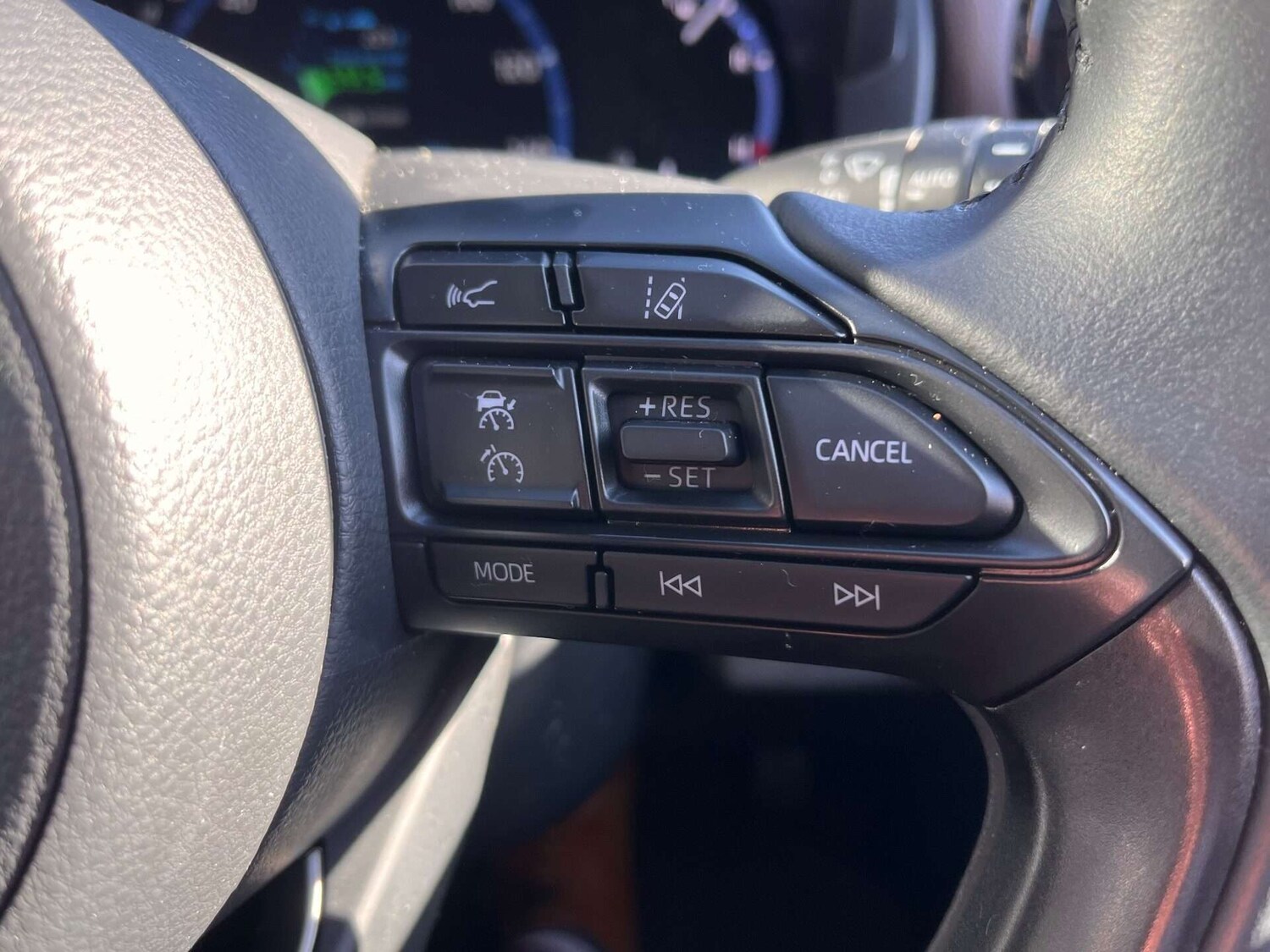 Used Toyota Yaris Cross 2022 for sale - 76957853: Photo 57