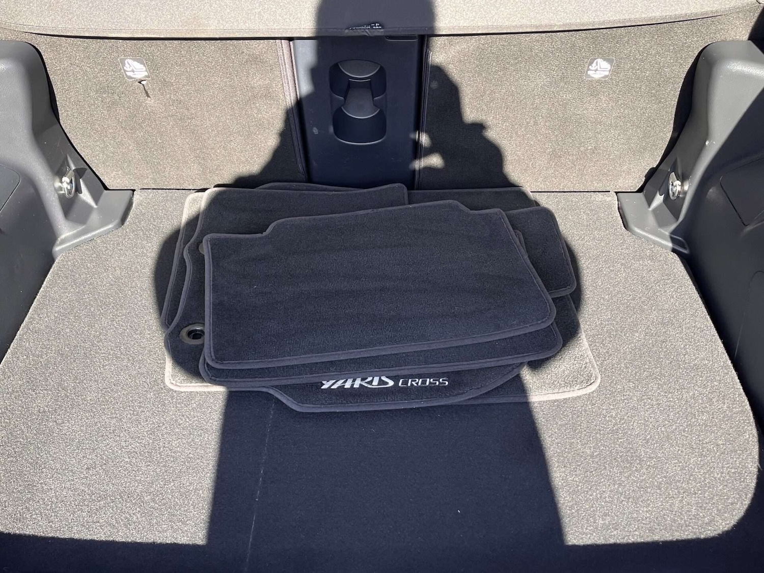 Used Toyota Yaris Cross 2022 for sale - 76957853: Photo 68