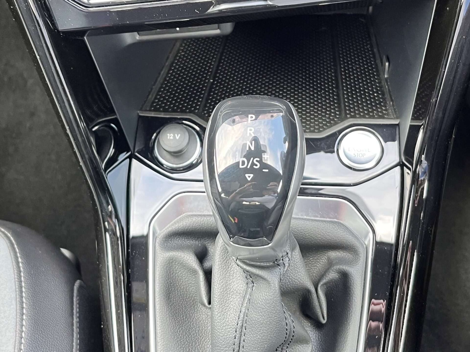 Used Volkswagen T-Roc 2022 for sale - 76905340: Photo 50